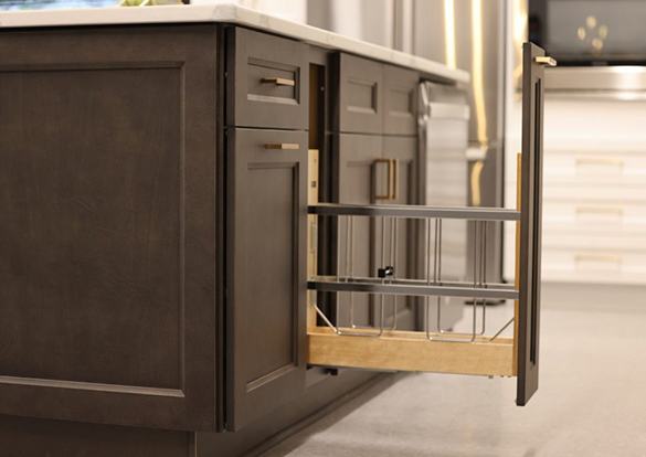 Esca Vintage kitchen cabinets installed